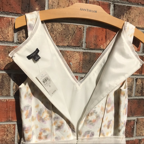 Ann Taylor beige linen dress - Picture 5 of 7